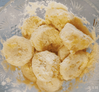 给人体提供潮牌资讯饱腹的同时（香蕉蘸豆浆粉好吃吗 香蕉和豆浆粉可以一起吃吗）