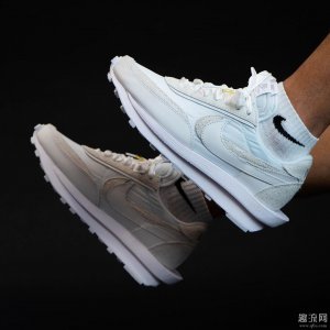 下面就让小编带领大家一起来看看吧！ sacai x LDV潮牌 Waffle 纯白配色上脚效果 今年 sacai 与 Nike 的联名鞋款 sacai x Nike LDV Waffle（sacai x LDV Waffle 全新纯白配色上脚效果 sacai x LDV Waffle 纯白配色最新发售信息）