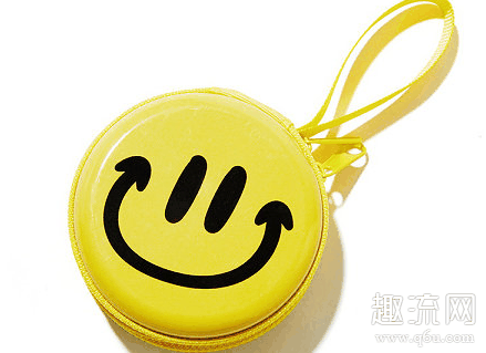STAYREAL 2019“BE HAPPY”圣诞礼物系列即将来袭 阿信与Stayreal有什么关系