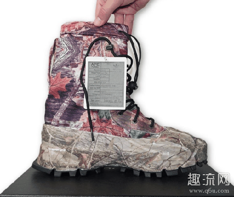 油画风格Yeezy Boost 1050曝光 Yeezy Sample高价鞋款上脚图
