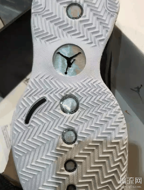 AJ34黑白开箱测评 aj34国内版和国外版的区别是什么