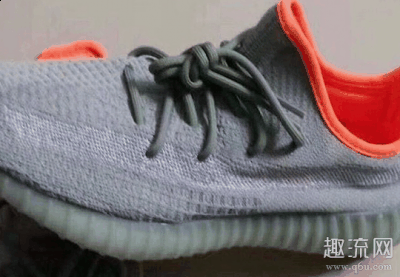 独特的油漆条设计和潮牌汇潮牌网红色SPLY-350 字样彰显身份（Yeezy 350 V2新配色曝光 Yeezy 350什么配色最好看）