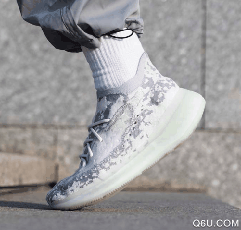 Yeezy 380上脚 椰子380是否值得入手