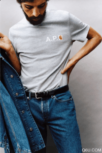  此次联名的款潮牌信息式还有牛仔裤（Carhartt WIP x APC发布最新联名服饰 Carhartt WIP联名服饰发售信息）