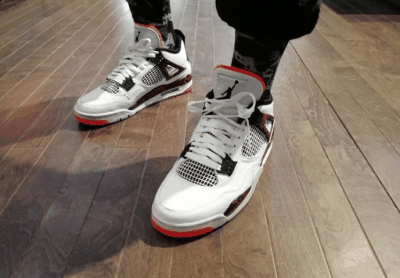 小编认为无论搭潮牌品牌配休闲还是运动（aj4热熔岩怎么样 aj4热熔岩GS和男款的区别大吗）