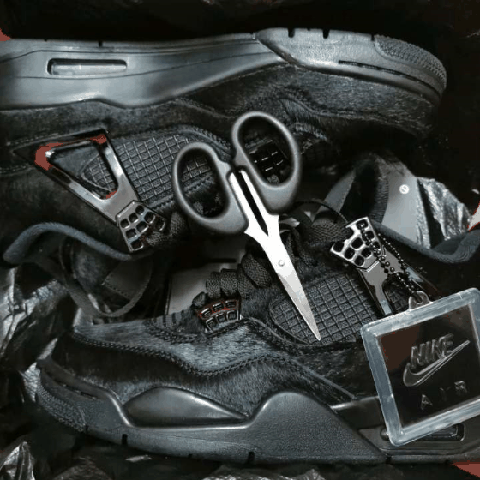 AJ4黑猫复刻开箱测评 AJ4黑猫复刻值得入手吗