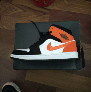 AJ1小扣碎开箱测评潮牌 AJ1小扣碎值得入手吗（AJ1小扣碎开箱测评 AJ1小扣碎值得入手吗）