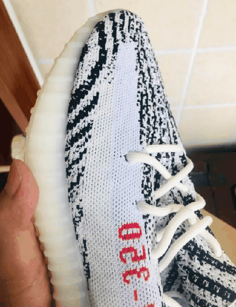 yeezy350白斑马和冰蓝哪个好看 yeezy350白斑马细节展示