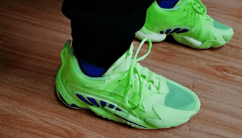 阿迪达斯byw x 2.0荧光绿开箱测评 byw x 2.0偏码吗
