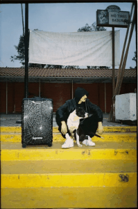 成为整个系潮牌商城列的焦点（Supreme x RIMOWA联名行李箱实物赏析 RIMOWA是什么品牌）