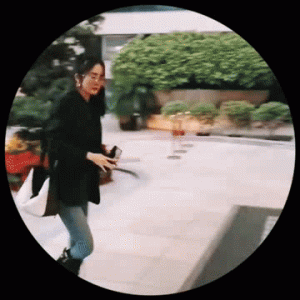 当然冬天少不潮牌资讯了加绒的丝袜（秋冬季节高筒靴如何搭配 高筒靴搭配技巧）