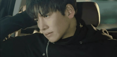 不过都是潮牌品牌虚惊一场（权志龙同年退役的韩国明星盘点 2019年退役的韩国男明星有哪些）