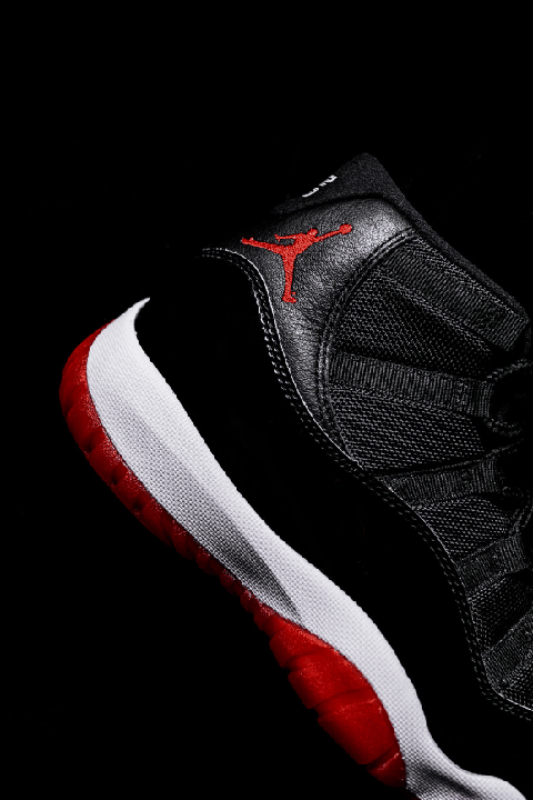  AJ11 “Bred ”复刻20潮牌资讯19开箱测评 AJ11黑红脚感如何（ AJ11 “Bred ”复刻2019开箱测评 AJ11黑红脚感如何）