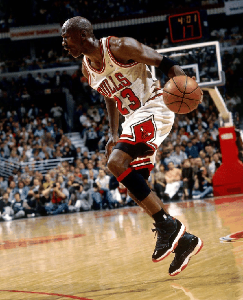 AJ11黑红和康复复刻2019对比赏析 AJ11黑红复刻2019多少钱入手合适