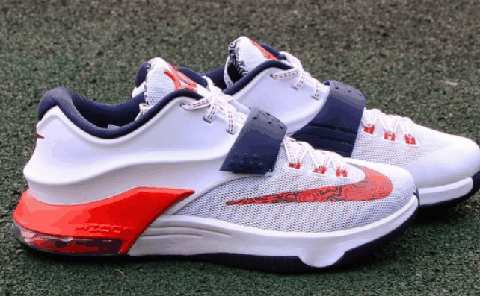 kd7乳腺癌开箱测评 kd7乳腺癌小翅膀上脚图