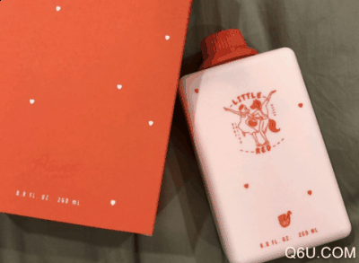  建议洗完澡后5分钟潮牌商城内涂好身体乳或身体油（rever小红帽身体乳美白吗 rever小红帽身体乳使用评测）