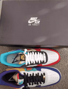 AF1 What the LA开箱测评 AF潮牌品牌1 What the LA和AF1 What The NYC哪个好看（AF1 What the LA开箱测评 AF1 What the LA和AF1 What The NYC哪个好看）