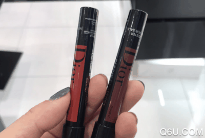 此系列产品包括：潮牌商城 5色眼影盘 限定2色（迪奥999唇膏笔2019秋季新品试色 dior唇膏笔999口红适合黄皮吗）