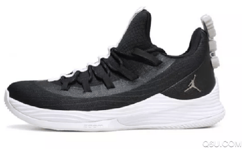 AJ ultra fly 2 low实战性能怎么样 ultra fly 2 low偏码吗