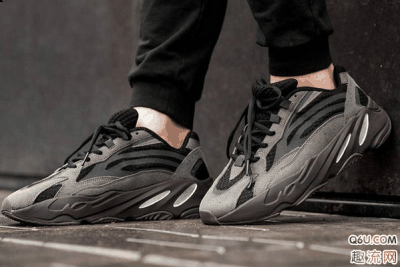 这鞋的运动潮牌汇潮牌网店表现也不俗（Yeezy 700“VANTA”发售时间变更 Yeezy 700“VANTA”女款会发售吗）