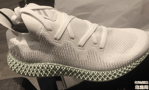 adidas ALPHAEDGE 4D跑鞋上脚实拍 adidas ALPHAEDGE 4D脚感怎么样