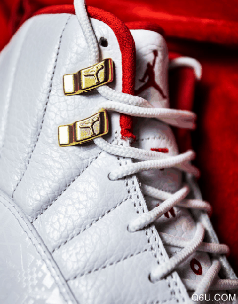 Air Jordan 12 FIBA上脚测评 aj12fiba配置怎么样