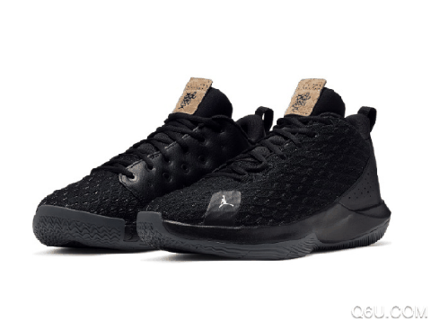 保罗12代白银、黑金、黑橙全新配色赏析 cp312代透气吗