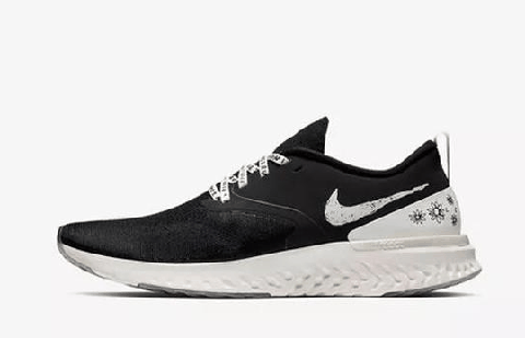 仿佛有些海洋气息的涂鸦设计 Nike Zoom P潮牌商城egasus 35 从去年开始就备受瞩目的Pegasus 35也不能“免俗”（2019年一月发售涂鸦元素的鞋款有哪些 2019年一月发售涂鸦元素的鞋款盘点）