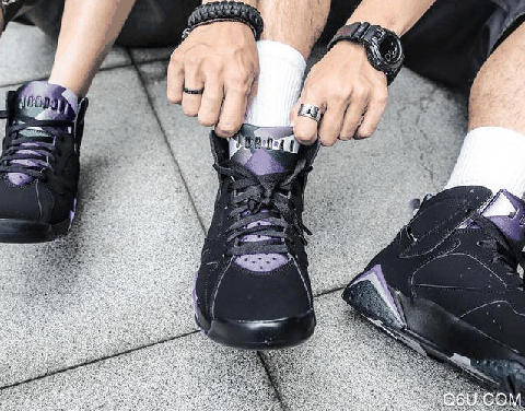  Air Jordan 7 Ray Allen 雷阿伦潮牌商城 联名款AJ7重新吸引了一批AJ7的粉丝（2019年AJ系列压街鞋款推荐 你会选择AJ1黑黄脚趾还是Patta x AJ7）