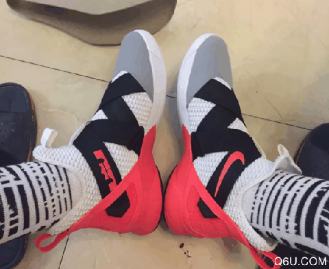 但无论是缓潮牌震的优势（詹姆斯士兵12缓震性能怎么样 士兵12值得入手吗）