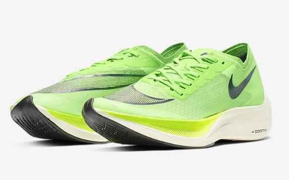 发售定价为 $275 美潮牌信息元（折合 ￥1898 RMB）（ 耐克Vaporfly NEXT%开箱测评 耐克zoom Vaporfly 5%改名NEXT%）