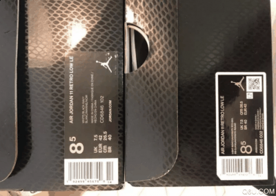 都是一片片潮牌的蛇麟凸起（AJ11 low蓝蛇、白蛇全方位细节对比测评 AJ11蓝蛇、白蛇、粉蛇和青蛇哪个皮面材质好）