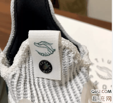  这款配色好像是阿潮牌迪一直喜欢用的颜色（ adidas UB19 Consortium绿色开箱 那里可以买到UB19 Consortium）