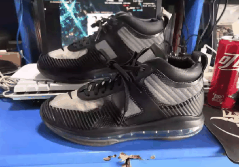 LeBron Icon纯黑开箱测评 LeBron Icon偏码吗