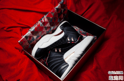  LeBron 3 “SuperBron” 货号：AO2434-100 发售潮牌日期：1 月 9 日 发售价格：$175 美元 今年的圣诞大战中（2019年1月重磅球鞋发售情况整理 2019年1月重磅球鞋发售日历）