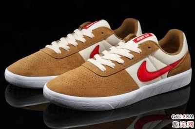  Tom Sachs x Nike Mars Yard 2.0实物潮牌信息图 Mars Yard 2.0是这双鞋的灵感来源（Nike SB Team Classic “Mars Yard”配色发售 耐克SB Team Classic火星配色实物图）