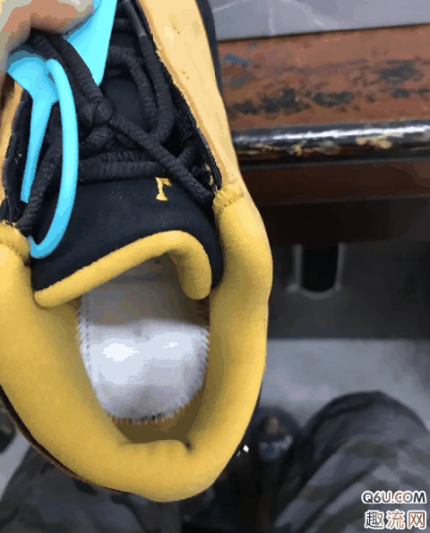 AJ13 Low黑黄配色开箱测评 AJ13 Low是哪一年复刻的