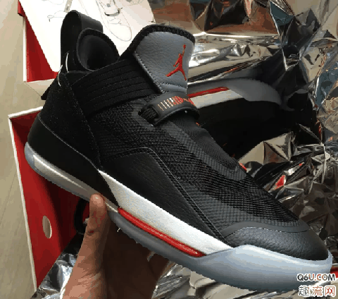 AJ33 SE黑水泥开箱测评 AJ33 SE实战耐磨吗