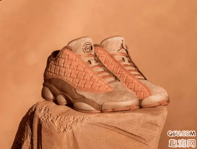 鞋侧的 Swoosh由于采用了潮牌商城红色配色仿佛是被隐藏起来（陈冠希潮牌CLOT发布过哪些中国风球鞋 CLOT中国风球鞋哪双最好看）