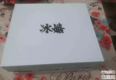 特别是侧面潮牌拉环的设计（安踏霸道 x 故宫开箱测评 安踏霸道故宫和安踏可口可乐联名款谁好看）