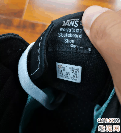 off the wal潮牌汇潮牌网店l的标很少见（ Vans Sk8-Hi COMFYCUSH开箱测评 Vans的鞋底很硬吗）