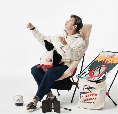  主要产品：眼镜绳潮牌品牌、包袋、帽子和服饰（CHUMS 2018秋冬新品有哪些 CHUMS 2018秋冬新品在哪买）