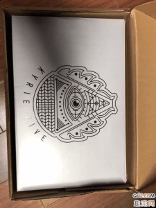 欧文5笑脸开箱测潮牌汇潮牌网评 欧文5笑脸上脚图（欧文5笑脸开箱测评 欧文5笑脸上脚图）