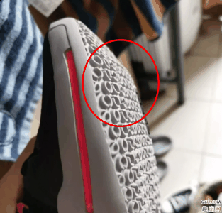 全掌zoom真的没有潮牌信息说特别好的实战感受（威少2前掌气垫鼓包怎么办 威少2前掌气垫鼓还可以实战吗）