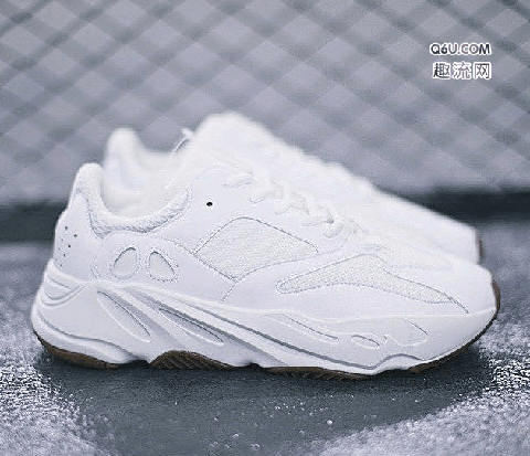 Yeezy 700配色有哪些 椰子700配色大盘点
