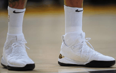  詹姆斯Nike LeBron 16 PE 欧文 Nike Kyrie 4 PE 塔图姆Nike Kyrie 4 PE 东契奇Nike Hyperdunk x low PE 卡斯比Hyperdunk x潮牌商城 pe 库兹马Nike Kobe AD 帕森斯Nike PG 2.5 德罗赞Nike Kobe 4 FTB 阿尔德里奇Air jordan 13 贾伦-杰克逊Nike KD 11 盖伊PUMA Clyde Court Disrupt 布莱德索Nike LBJ Soldier 10 （23日NBA球鞋