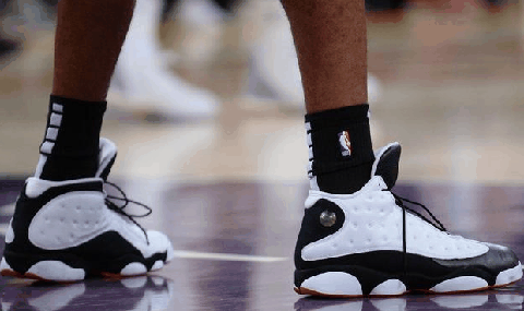  詹姆斯Nike LeBron 16 PE 欧文 Nike Kyrie 4 PE 塔图姆Nike Kyrie 4 PE 东契奇Nike Hyperdunk x low PE 卡斯比Hyperdunk x潮牌商城 pe 库兹马Nike Kobe AD 帕森斯Nike PG 2.5 德罗赞Nike Kobe 4 FTB 阿尔德里奇Air jordan 13 贾伦-杰克逊Nike KD 11 盖伊PUMA Clyde Court Disrupt 布莱德索Nike LBJ Soldier 10 （23日NBA球鞋