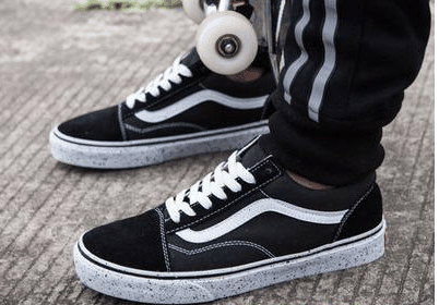 VANS凭什么买这么贵？VANS Old Skool 经典款上脚好看吗？