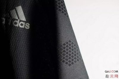 夏天一定要入潮牌手一件速干衣（adidas羽毛球速干球服值得入手吗 adidas羽毛球速干球服评测）