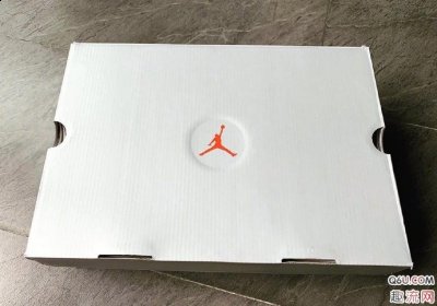 与现在的各类潮牌商城篮球鞋相比之下（ AJ14白红复刻开箱测评 AJ14白红复刻上脚图）